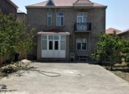 İcarəyə verilir 5 otaqlı 200 m2 bağ evi Novxanı