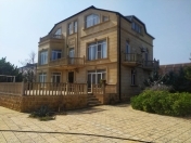 İcarəyə verilir 5 otaqlı 400 m2 bağ evi Mərdəkan