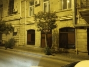 Satılır 5 otaqlı 300 m2 obyekt Sahil m.