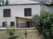 Satılır 4 otaqlı 120 m2 həyət evi Y.Günəşli