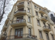 İcarəyə verilir 2 otaqlı 40 m2 ofis Səbail r.