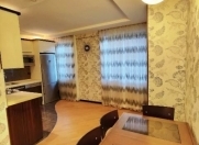 Satılır 4 otaqlı 96 m2 köhnə tikili 8 km