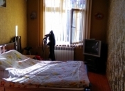 Satılır 3 otaqlı 70 m2 köhnə tikili Bakı Dövlət Universiteti