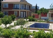İcarəyə verilir 10 otaqlı 1500 m2 bağ evi Novxanı