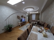 Satılır 4 otaqlı 174 m2 yeni tikili 2 mkr