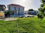 Satılır 4 otaqlı 200 m2 bağ evi Buzovna