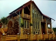 Satılır 8 otaqlı 350 m2 villa Quba