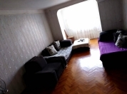 Satılır 4 otaqlı 65 m2 köhnə tikili İnşaatçılar m.