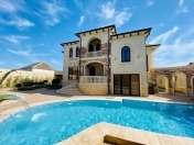 Satılır 7 otaqlı 500 m2 bağ evi Mərdəkan