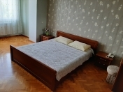 İcarəyə verilir 2 otaqlı 60 m2 köhnə tikili Yasamal r.