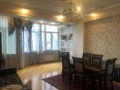 Satılır 1 otaqlı 68 m2 yeni tikili Yasamal r.