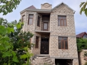 Satılır 8 otaqlı 380 m2 həyət evi Masazır