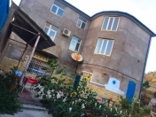 İcarəyə verilir 4 otaqlı 280 m2 həyət evi Badamdar