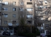 Satılır 3 otaqlı 98 m2 köhnə tikili Heydər Məscidi