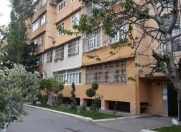 Satılır 4 otaqlı 120 m2 köhnə tikili Qaraçuxur