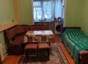 İcarəyə verilir 2 otaqlı 60 m2 köhnə tikili Xalqlar Dostluğu m.