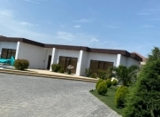 İcarəyə verilir 5 otaqlı 260 m2 bağ evi Mərdəkan