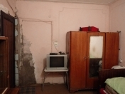 Satılır 1 otaqlı 40 m2 köhnə tikili Bakıxanov