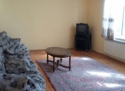 İcarəyə verilir 6 otaqlı 200 m2 bağ evi Xaçmaz