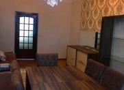 İcarəyə verilir 3 otaqlı 65 m2 köhnə tikili 6 mkr