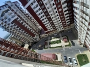 Satılır 4 otaqlı 170 m2 yeni tikili Qara Qarayev m.