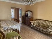 İcarəyə verilir 3 otaqlı 85 m2 köhnə tikili Neftçilər m.