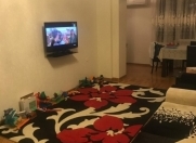 Satılır 2 otaqlı 60 m2 köhnə tikili Memar Əcəmi m.