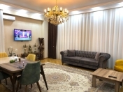 Satılır 3 otaqlı 130 m2 yeni tikili 8 mkr