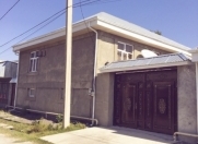 Satılır 6 otaqlı 300 m2 həyət evi Qax