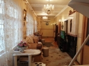 Satılır 4 otaqlı 100 m2 köhnə tikili İçəri Şəhər m.