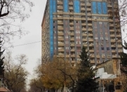 Satılır 3 otaqlı 90 m2 yeni tikili 28 May m.