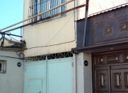 Satılır 4 otaqlı 110 m2 həyət evi İnşaatçılar m.