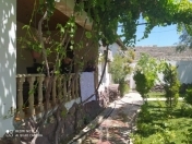 İcarəyə verilir 4 otaqlı 210 m2 bağ evi Şüvəlan