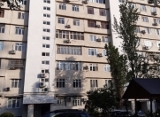 Satılır 4 otaqlı 100 m2 köhnə tikili 3 mkr