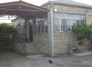 Satılır 4 otaqlı 90 m2 həyət evi Pirşağı