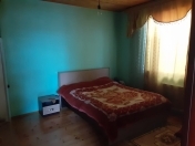 Satılır 3 otaqlı 80 m2 həyət evi Y.Ramana