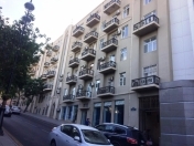 Satılır 3 otaqlı 65 m2 köhnə tikili İçəri Şəhər m.