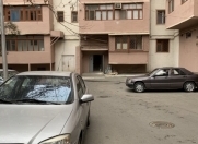 Satılır 4 otaqlı 132 m2 yeni tikili 4 mkr