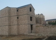 Satılır 4 otaqlı 220 m2 həyət evi Masazır