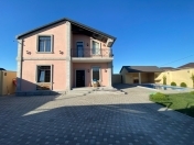 Satılır 5 otaqlı 240 m2 bağ evi Mərdəkan