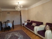 Satılır 3 otaqlı 95 m2 köhnə tikili ABŞ səfirliyi