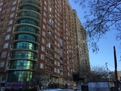 Satılır 3 otaqlı 145 m2 yeni tikili Gənclik m.