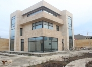 Satılır 8 otaqlı 800 m2 villa Novxanı
