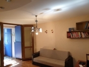 Satılır 1 otaqlı 30 m2 köhnə tikili İnşaatçılar m.