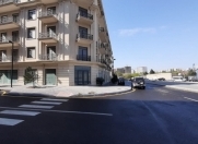 İcarəyə verilir 1 otaqlı 200 m2 obyekt Xətai r.