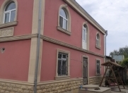 Satılır 5 otaqlı 220 m2 həyət evi Binə