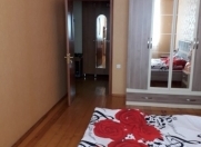 Satılır 1 otaqlı 60 m2 yeni tikili Xalqlar Dostluğu m.