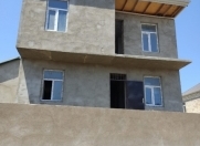 Satılır 6 otaqlı 240 m2 həyət evi Masazır