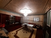 Satılır 5 otaqlı 120 m2 köhnə tikili Naxçıvan