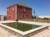 İcarəyə verilir 4 otaqlı 200 m2 bağ evi Azadlıq prospekti m.